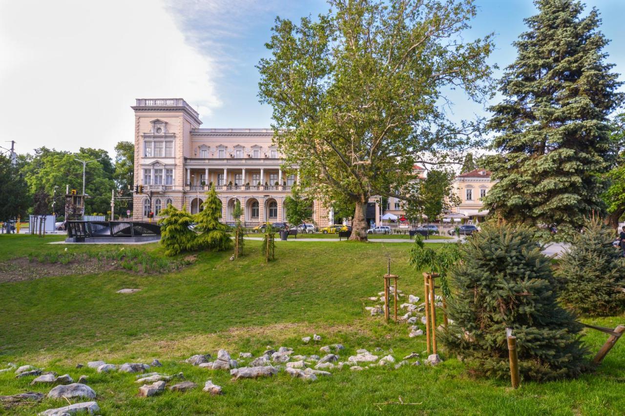 Mocca Studio Next To Crystal Garden And Russian Church Sofia Exterior photo